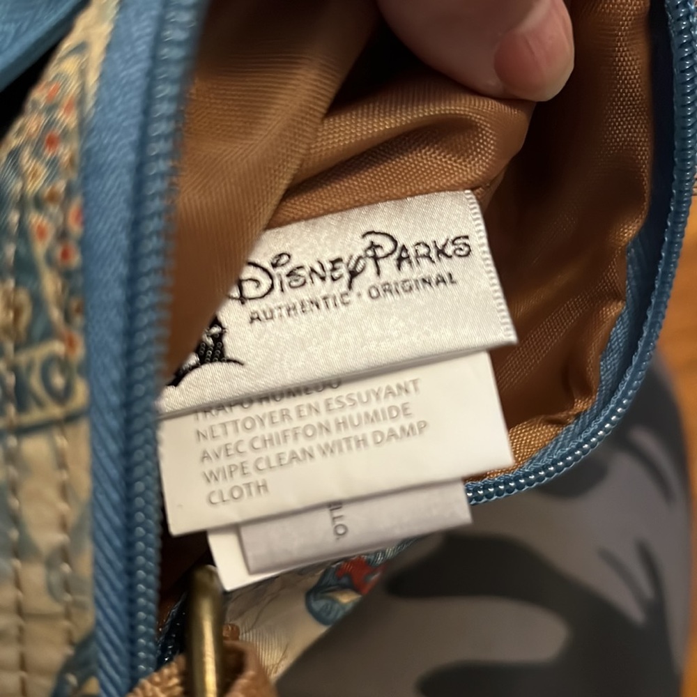Disney Animal Kingdom crossbody bag - Picture 7 of 7